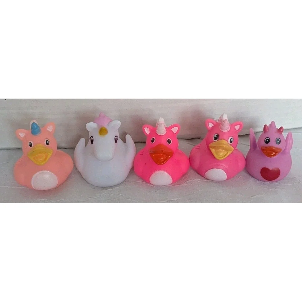 Rubber Ducks Animals Elephant Lion Unicorn Owl Butterfly Ducky Bath Lot Of 25